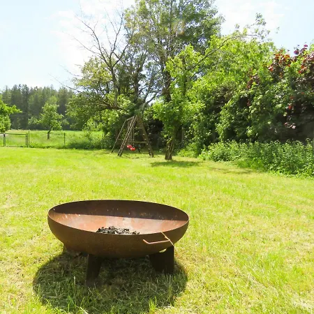 Boehmerwald Pur2 Mit Sauna 公寓